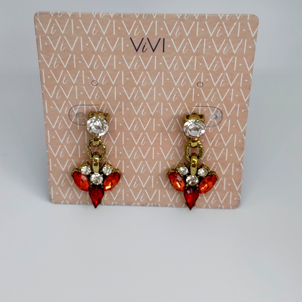 Vivi Earrings 20$